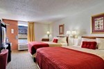 Отель Econo Lodge Inn & Suites Macon