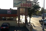 Отель Pomona Lodge Motel
