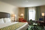 Отель Fairfield Inn and Suites Atlanta Buckhead