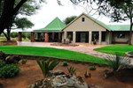 Отель Otjiwa Safari Lodge