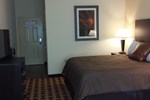 Отель Baymont Inn and Suites Crystal City