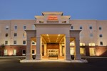 Отель Hampton Inn & Suites Wilmington Christiana
