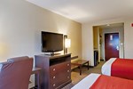 Отель Quality Inn & Suites Quantico