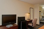 Отель Econo Lodge Inn & Suites Bentonville