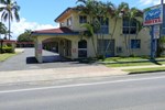 Отель Tropic Coast Motel