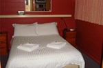 Отель Red Cedar Motel