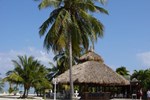 Отель Coconut Cove Resort & Marina
