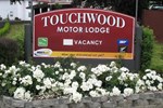 Отель Touchwood Motor Lodge
