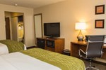 Отель Comfort Inn & Suites Erie