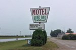Отель Burr Oak Motel