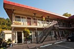 Отель The Classic Horseshoe Bay Motel