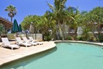 Отель Beach Breakers Resort