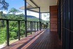 Отель Seclude Rainforest Retreat