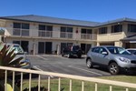 Отель Pottsville Beach Motel