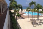 Отель The Riviera, Grand Cayman