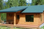 Отель Mica Mountain Lodge & Log Cabins