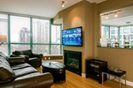 Luxury 3 Bed Private Apartment in Central Downtown
