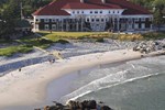 Отель White Point Beach Resort