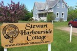 Апартаменты Stewart Harbourside Cottage - West Point PEI