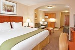 Отель Holiday Inn Express Hotel & Suites Bay City