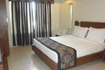Отель Hotel Sheela Shree Plaza