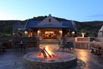 Отель Madi-Madi Karoo Safari Lodge