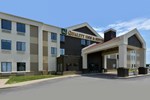 Отель Quality Inn & Suites Lees Summit