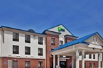 Отель Holiday Inn Express Hotel & Suites Mcpherson