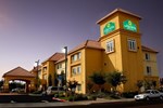 Отель La Quinta Inn & Suites Fresno NW