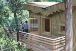 Отель Les Cabanes Dans Les Bois