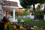Апартаменты The Luxurious West Hollywood Cottage