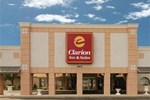 Отель Clarion Inn & Suites Airport