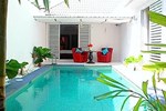 Cozy Pool Holiday home