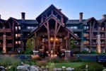 Отель Grand Cascades Lodge