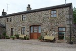 Апартаменты Crimpton Farm Cottages