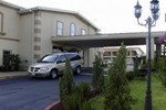 Отель Rodeway Inn & Suites Arlington