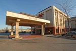 Отель Hampton Inn Des Moines-Airport