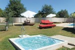 Апартаменты Holiday home St. Saud Lacoussiere with Outdoor Swimming Pool 327