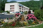 Отель Baymont Inn Cherokee Smoky Mountains
