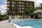 Отель Baymont Inn & Suites Clearwater