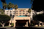 Отель Courtyard by Marriott Cypress Anaheim / Orange County