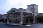 Отель Holiday Inn Express CELINA