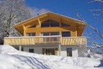 Anneloes, Chalet