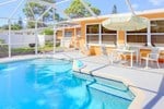 Aurora Seabreeze Home by Vacation Rental Pros