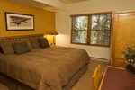 Апартаменты RedAwning Bear Creek Lodge 205B