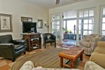 Crescent Cottage by Vacation Rental Pros