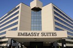 Отель Embassy Suites Tysons Corner