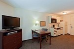 Candlewood Suites Washington-Dulles Herndon