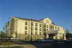 Отель Holiday Inn Express Hotel & Suites Bismarck