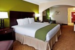 Отель Holiday Inn Express Hotel & Suites Columbus-Fort Benning